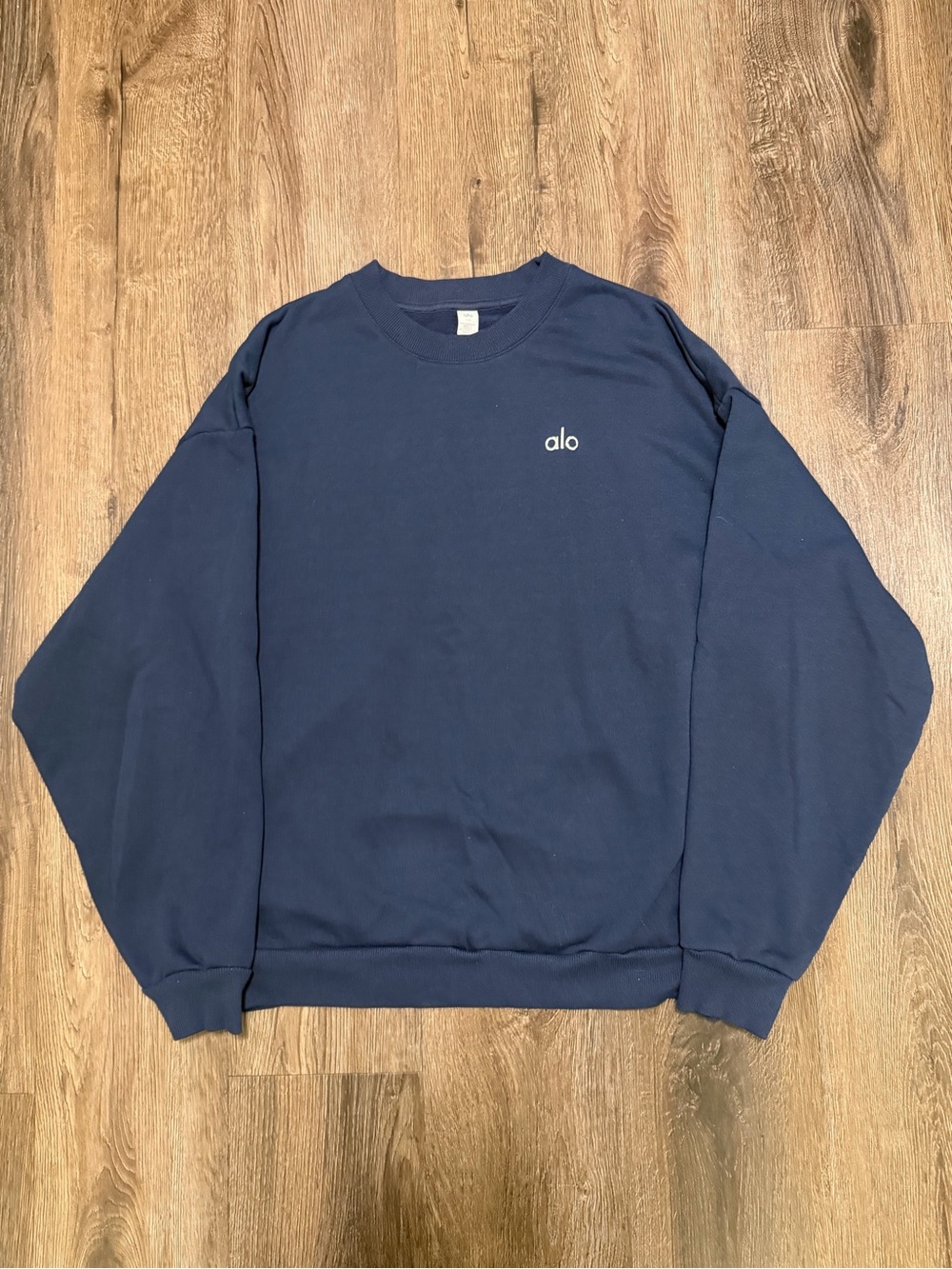 Alo Accolade Navy Crewneck Sweatshirt